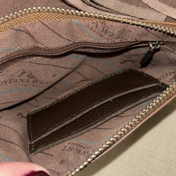 Montana West Crossbody purse - Picture 5 of 9